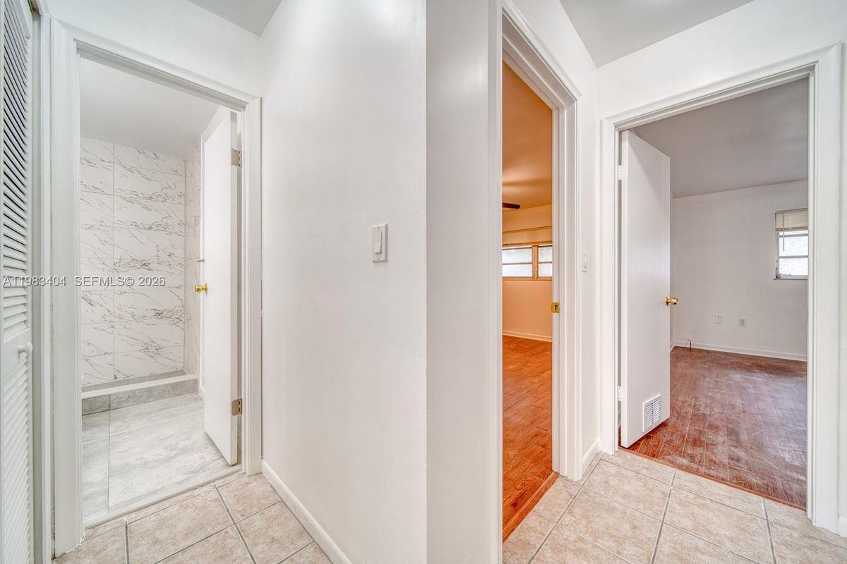 300 Ne 143rd St ##306 - Photo 3 of 3
