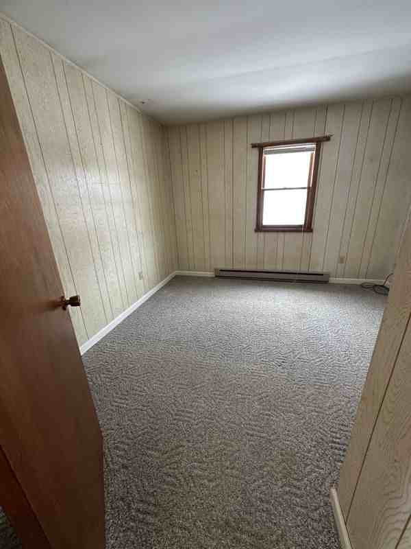 118 Central Ave - Photo 7 of 11