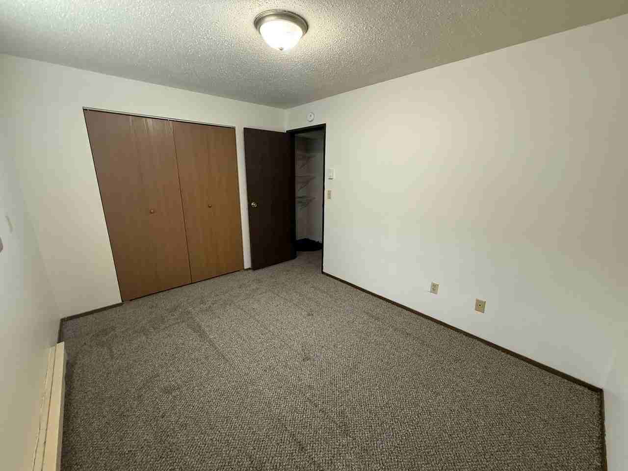 Summerset Apartments - Photo 3 of 22