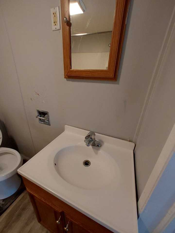 132 Avis St #132AVISST - Photo 2 of 28