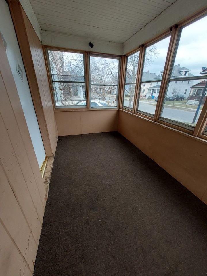 132 Avis St #132AVISST - Photo 3 of 28