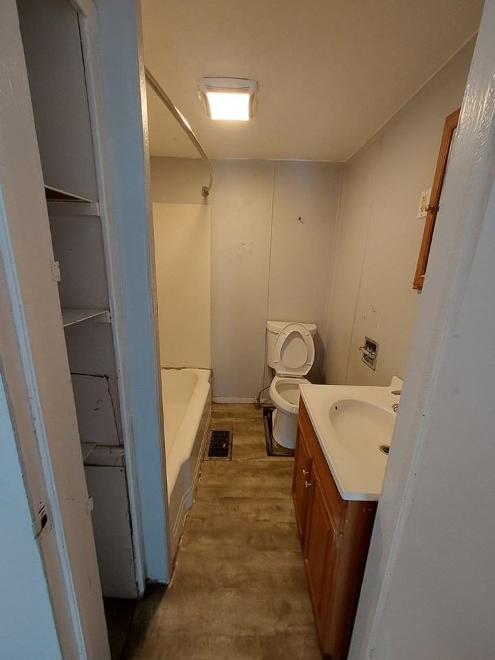 132 Avis St #132AVISST - Photo 6 of 28