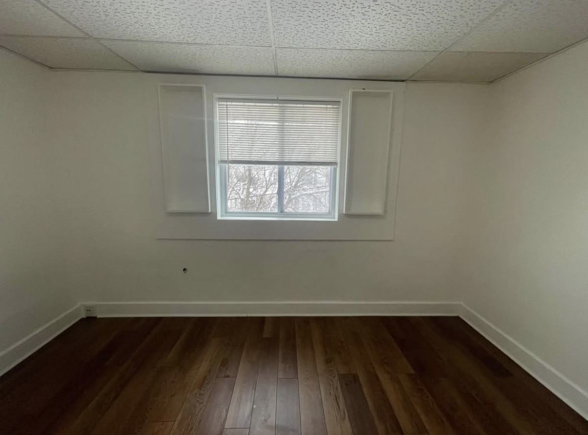 543 Shamrock St Sw #2 - Photo 5 of 22