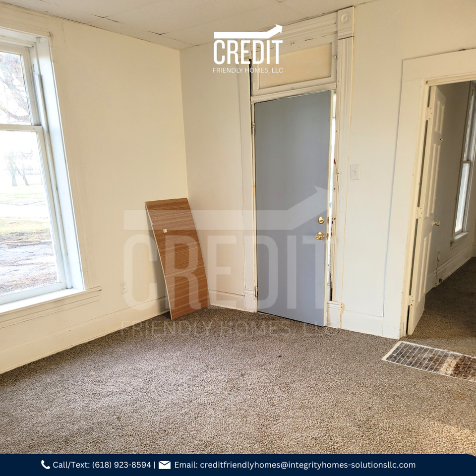 1419 E North St - Photo 6 of 10