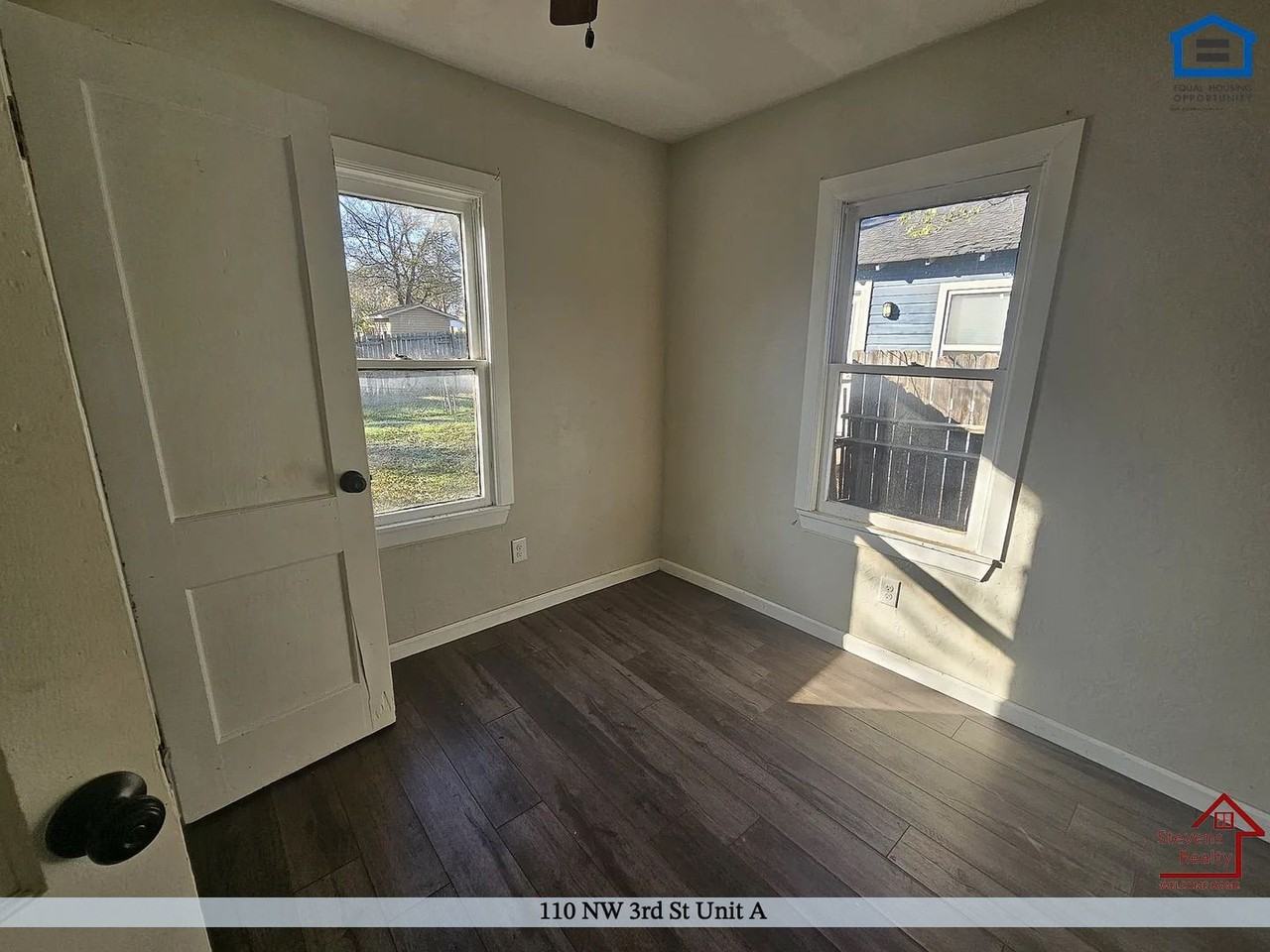 110 Nw 3rd St #A - Photo 6 of 7