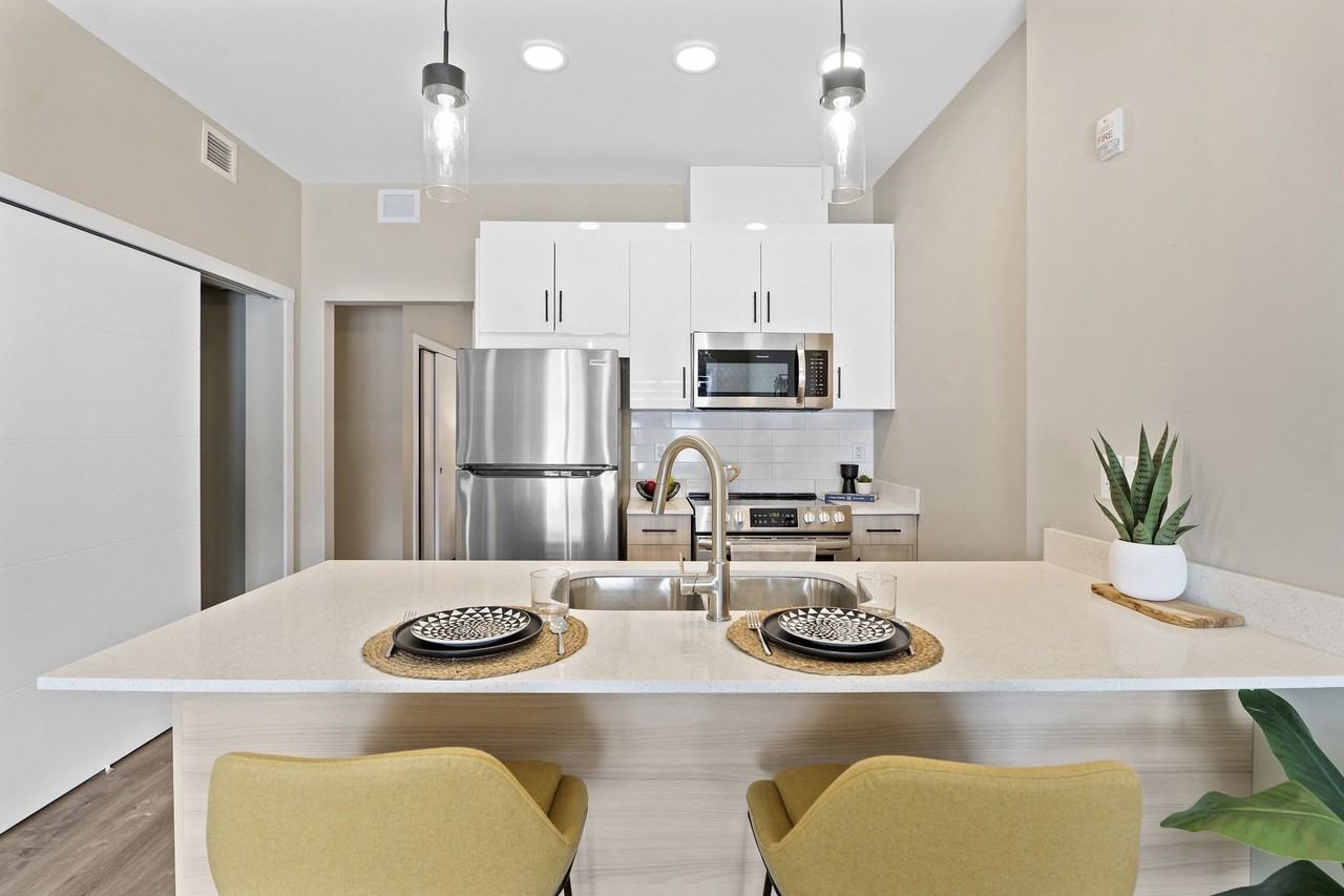 The Terrace at Acre 21 - Photo 6 of 37