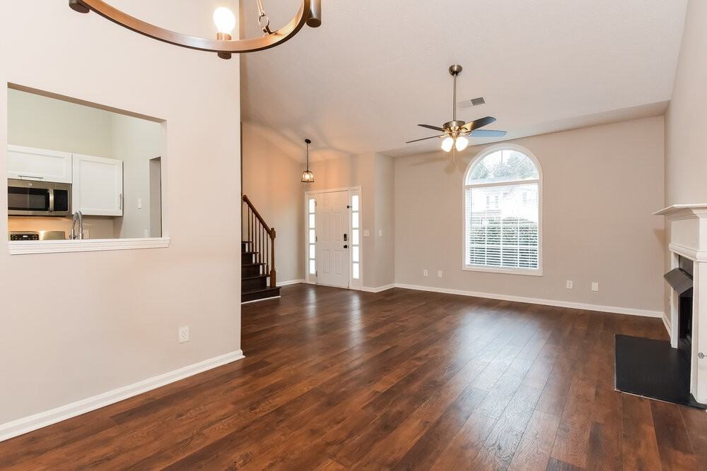 4853 Lake Park Ter - Photo 7 of 18