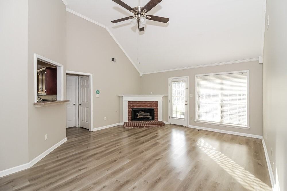 4845 Shadow Pine Cv - Photo 3 of 16