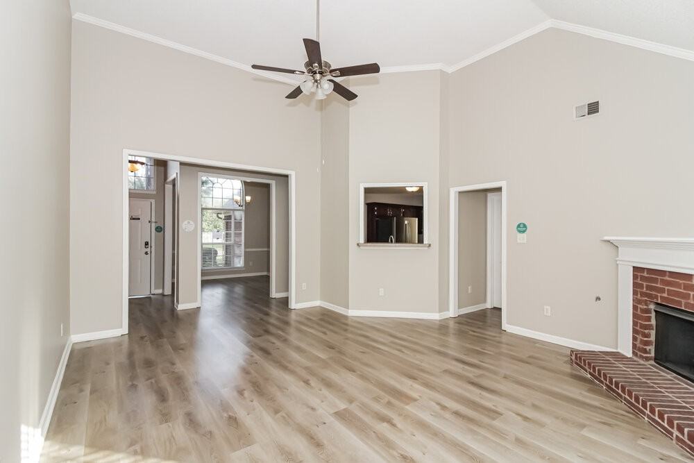 4845 Shadow Pine Cv - Photo 4 of 16