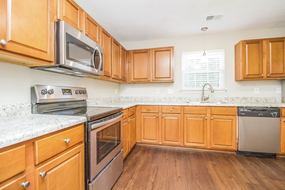 1127 Sunnycrest Ct - Photo 6 of 15