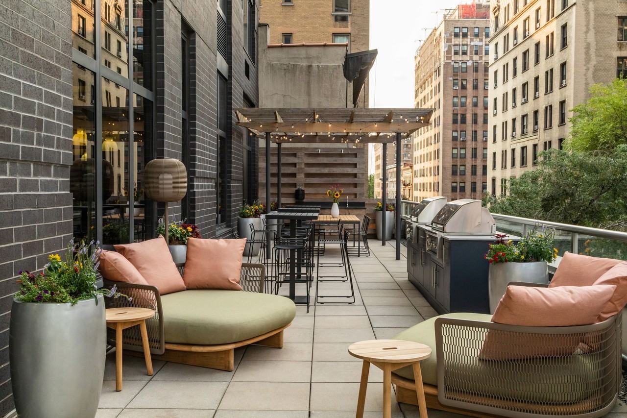 The Melar - Photo 3 of 6