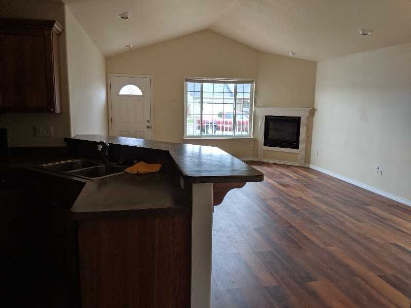 103 Cally Ln - Photo 2 of 11