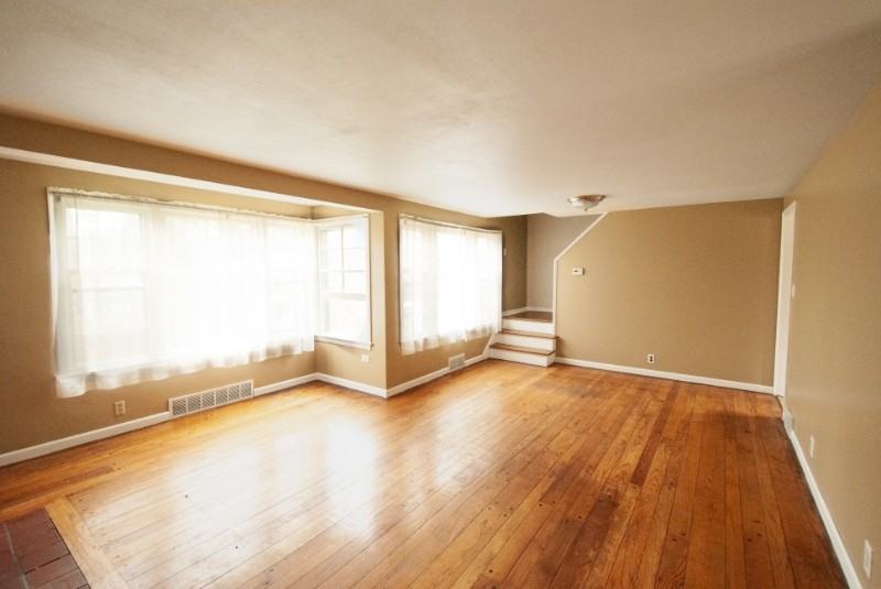 512 Nottingham Rd - Photo 2 of 24