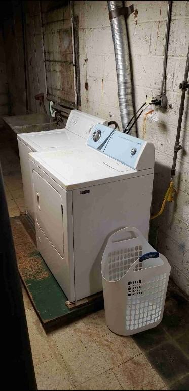 512 Nottingham Rd - Photo 6 of 24