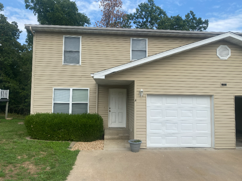 1254 Rock Ridge Ln #A - Photo 3 of 33