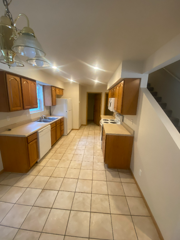 1254 Rock Ridge Ln #A - Photo 7 of 33