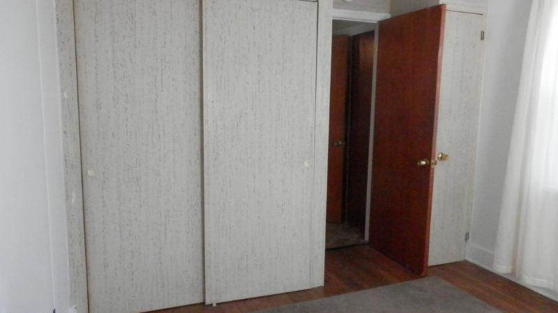 403 W Market St #201 - Photo 3 of 16