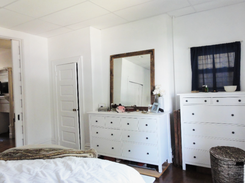 5334 Howe St #1 - Photo 3 of 13