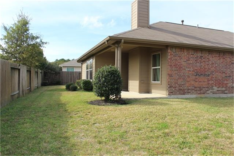 11403 Kenswick Cove Ct - Photo 2 of 21