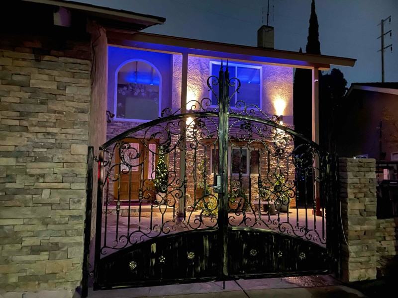 933 S Susan St - Photo 3 of 30