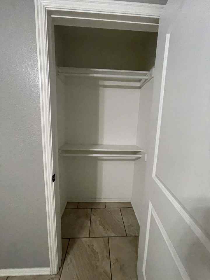 302 Smith Ave #302 - Photo 2 of 21