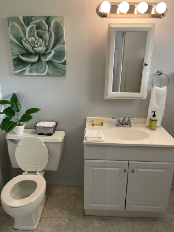 443 Normandy Rd - Photo 3 of 14