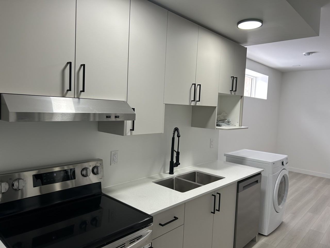 1273 Manitoba Avenue #A - Photo 3 of 14