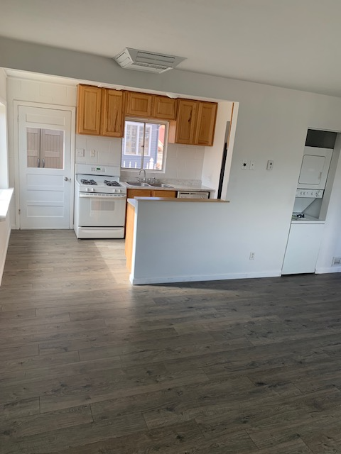 221 N Rio Grande Ave #221 - Photo 7 of 8