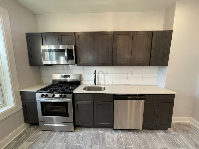 610 Salem Ave #B14 - Photo 3 of 10