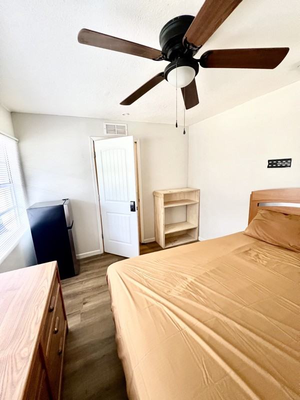 12116 Lamont Dr - Photo 3 of 10