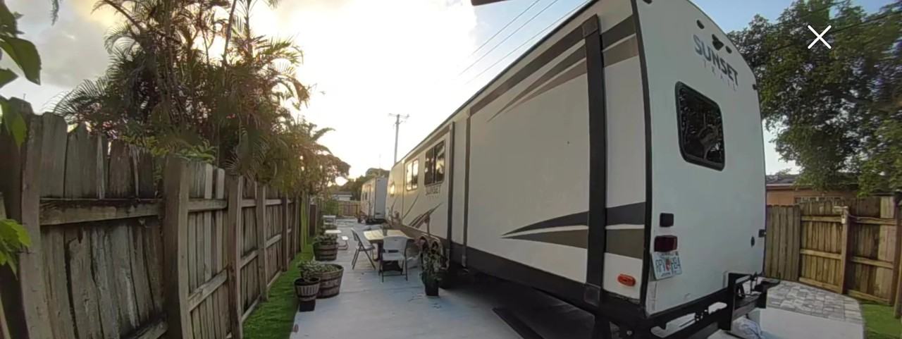 6501 Plunkett St - Photo 2 of 11