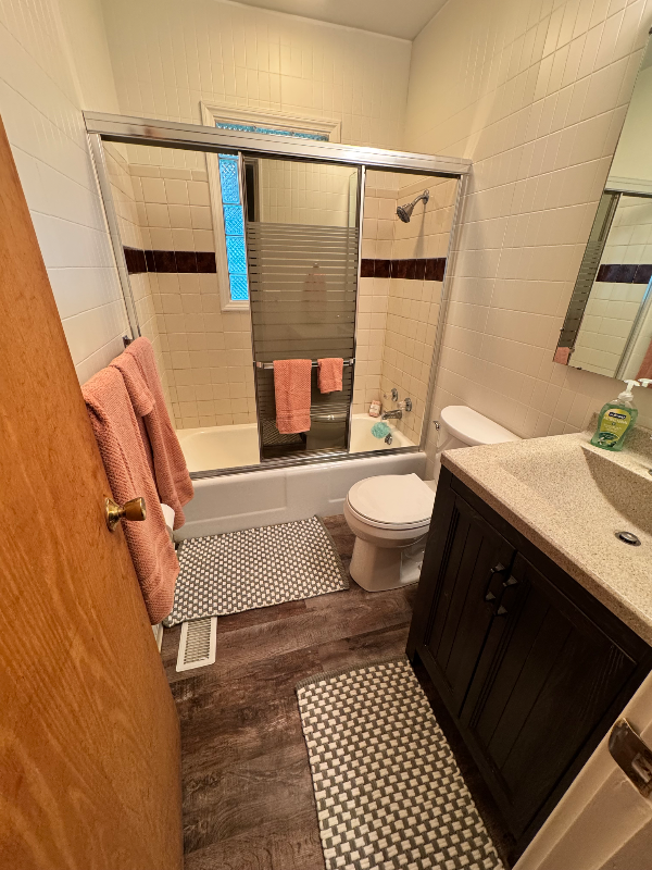 1014 Denway Dr - Photo 4 of 10