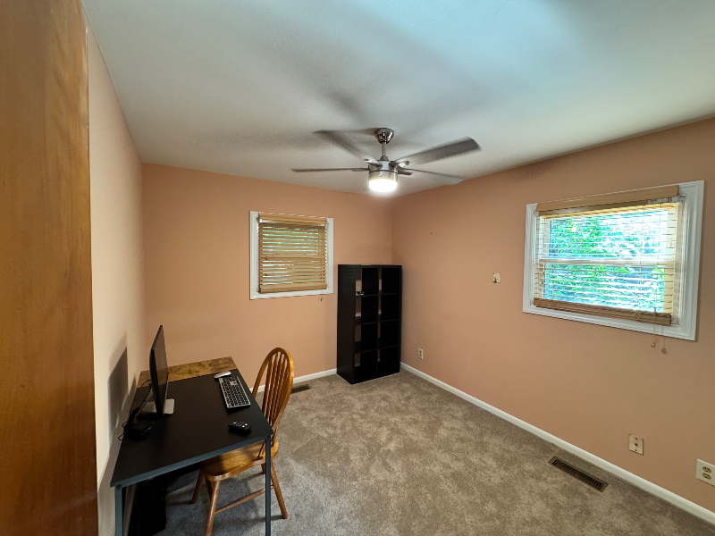 1014 Denway Dr - Photo 6 of 10