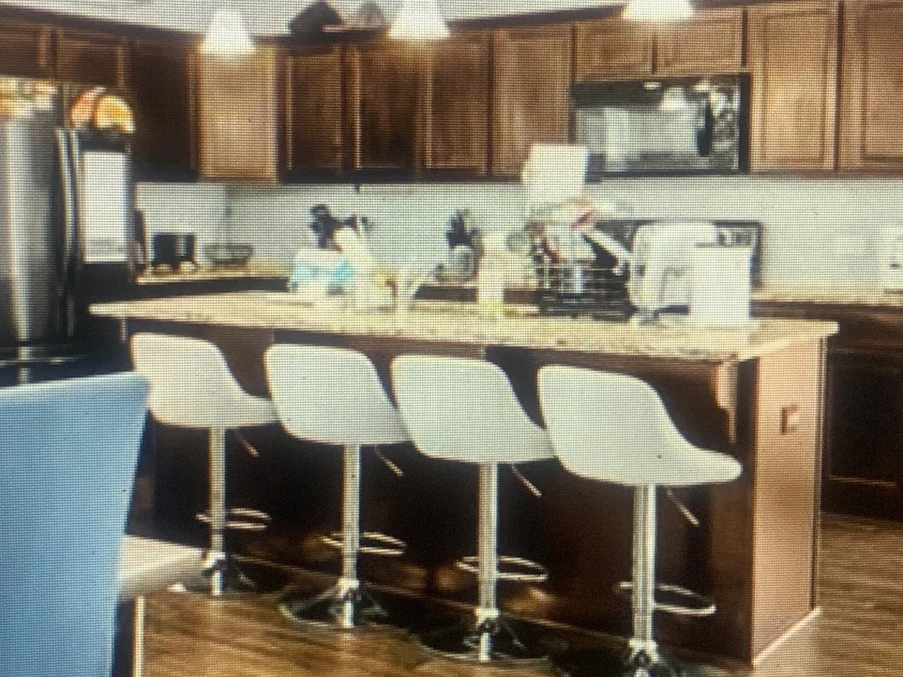 1548 Mcconnell Rd #1 - Photo 3 of 8