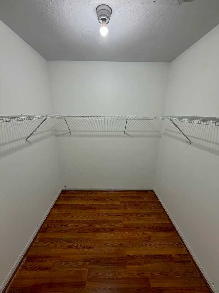 2504 Avenue O Nw - Photo 7 of 11