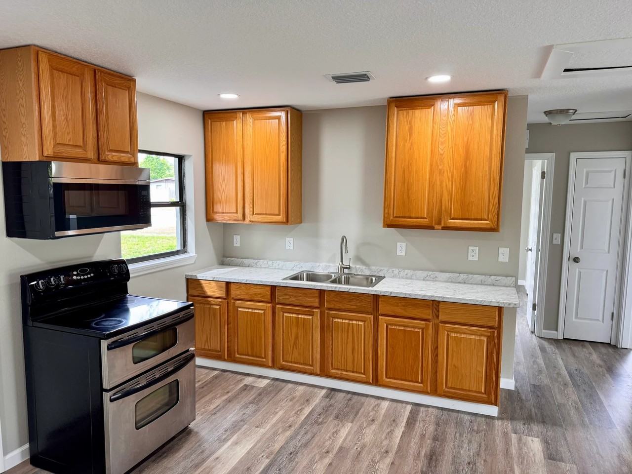 8115 Dominguin St - Photo 3 of 14