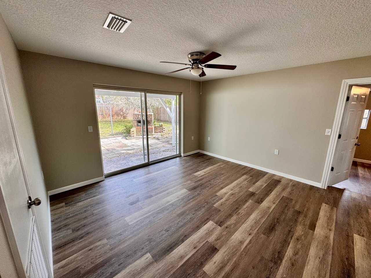 8115 Dominguin St - Photo 4 of 14