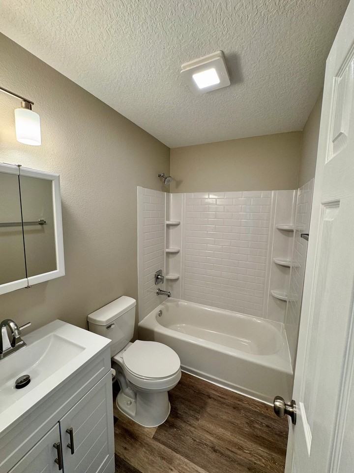 8115 Dominguin St - Photo 7 of 14