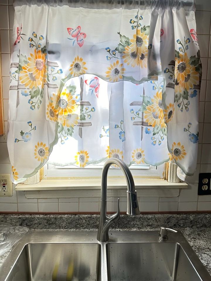 25953 Norfolk St - Photo 4 of 5