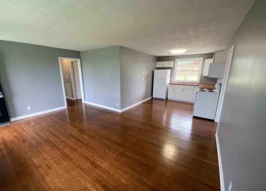 218 Walcott Dr - Photo 6 of 20