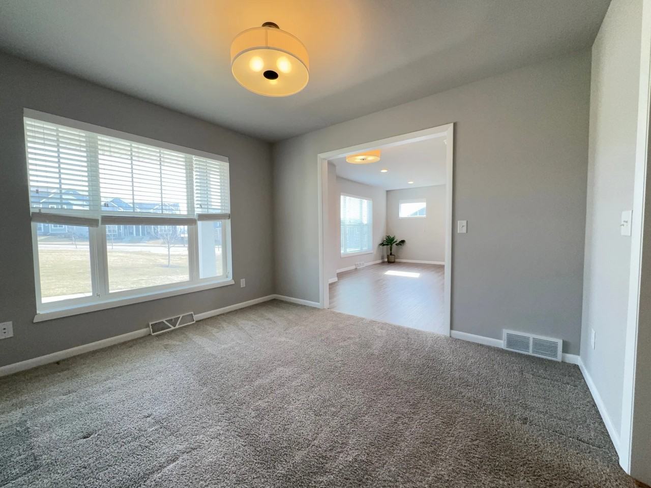 616 Hillcrest Dr - Photo 7 of 20