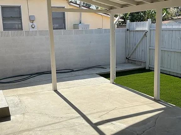 10826 El Rey Dr - Photo 7 of 9