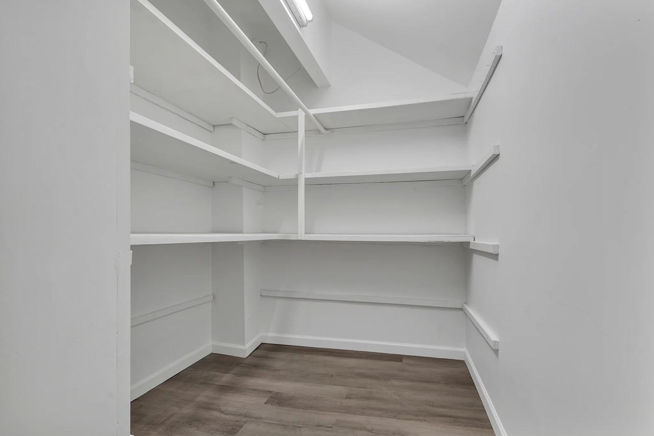 650 N Main St #3L - Photo 5 of 11