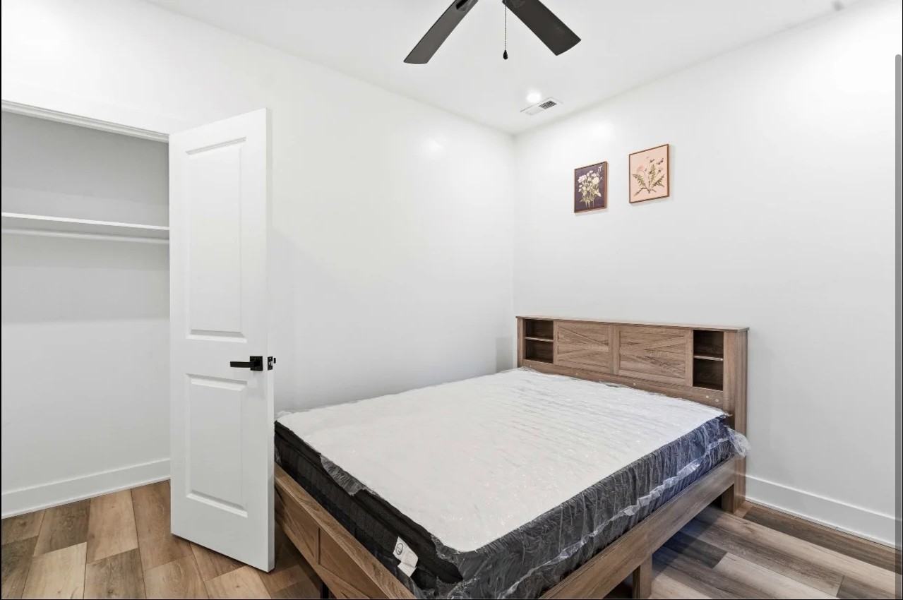 651 N 16th St #2 - Photo 3 of 14