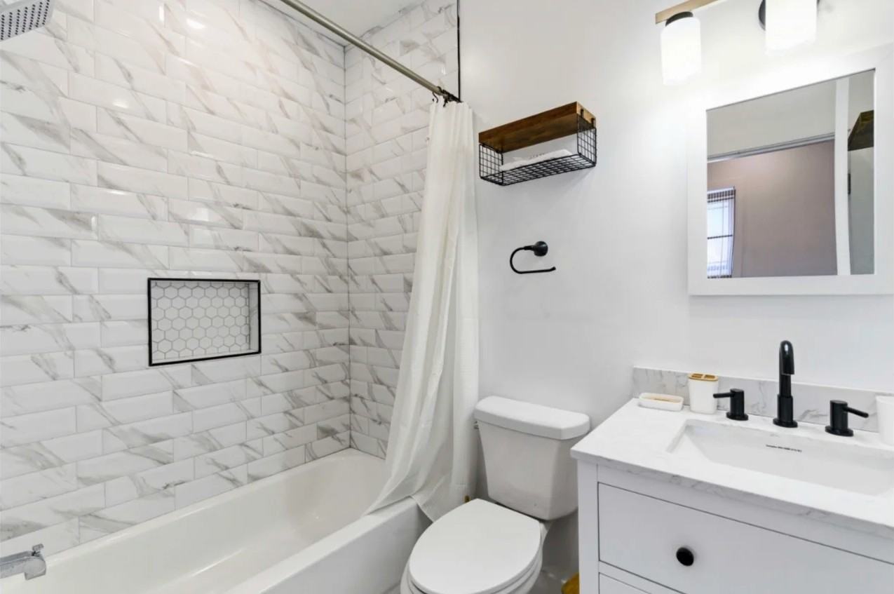 651 N 16th St #2 - Photo 5 of 14