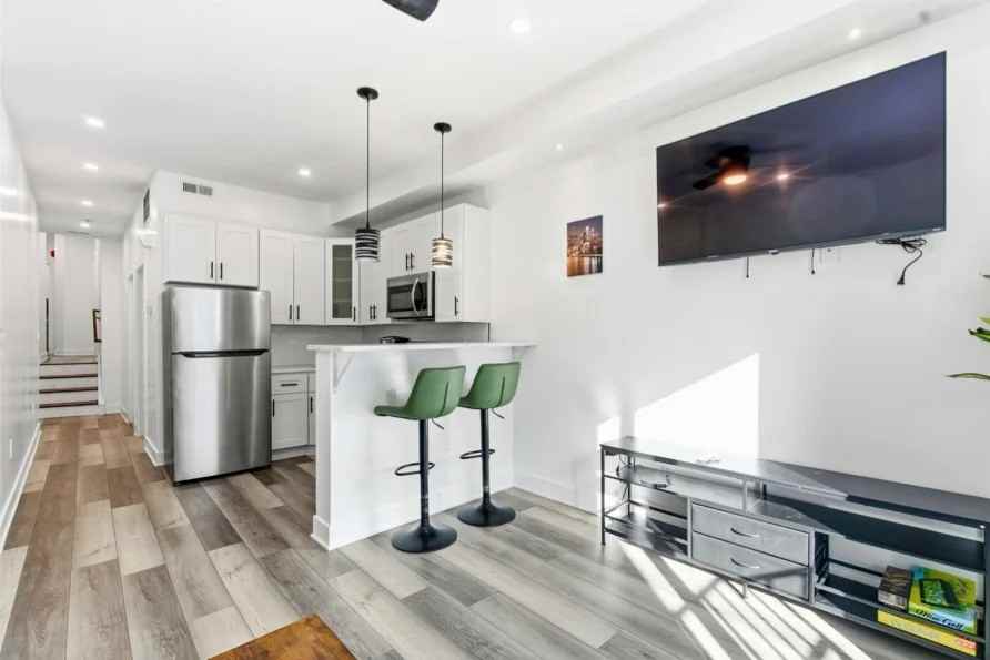 651 N 16th St #2 - Photo 7 of 14