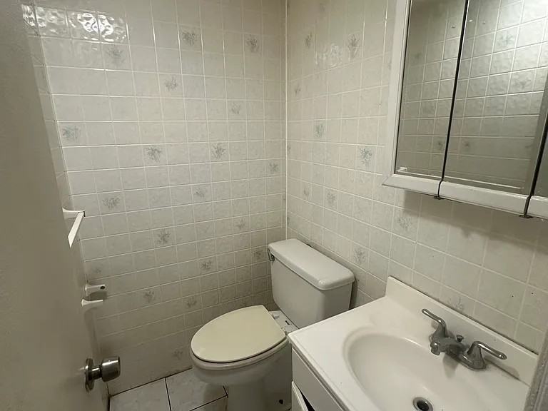 410 N Halstead St - Photo 6 of 10