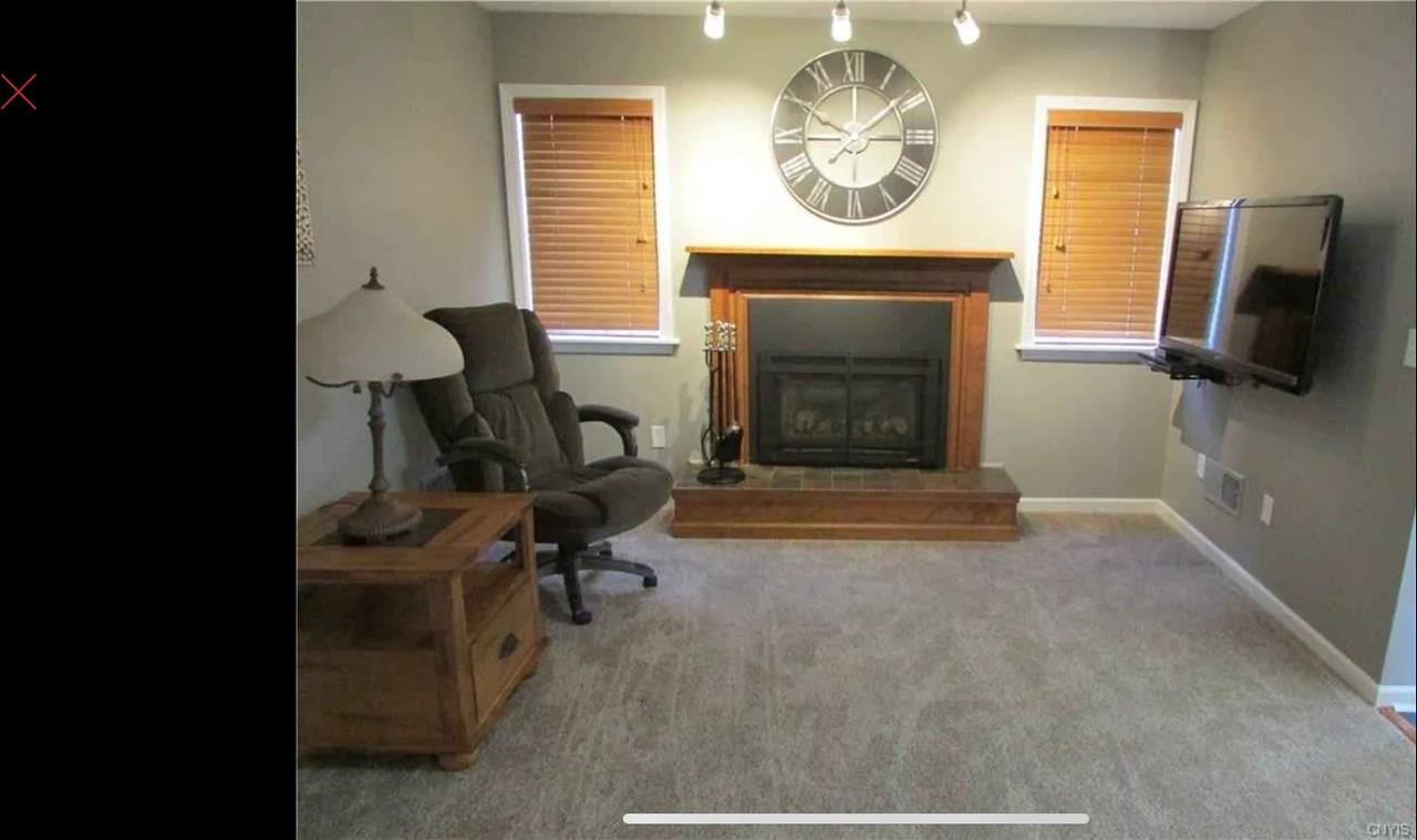 372 Summerhaven Dr N - Photo 2 of 19