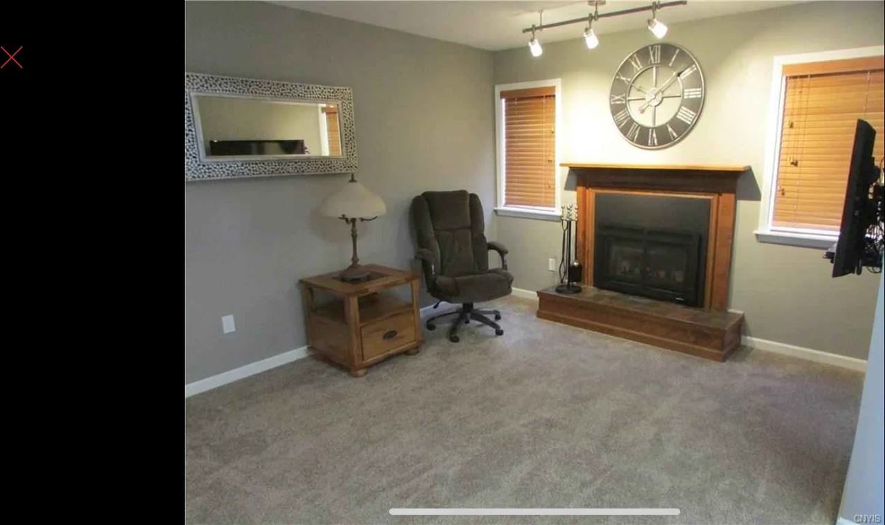 372 Summerhaven Dr N - Photo 4 of 19