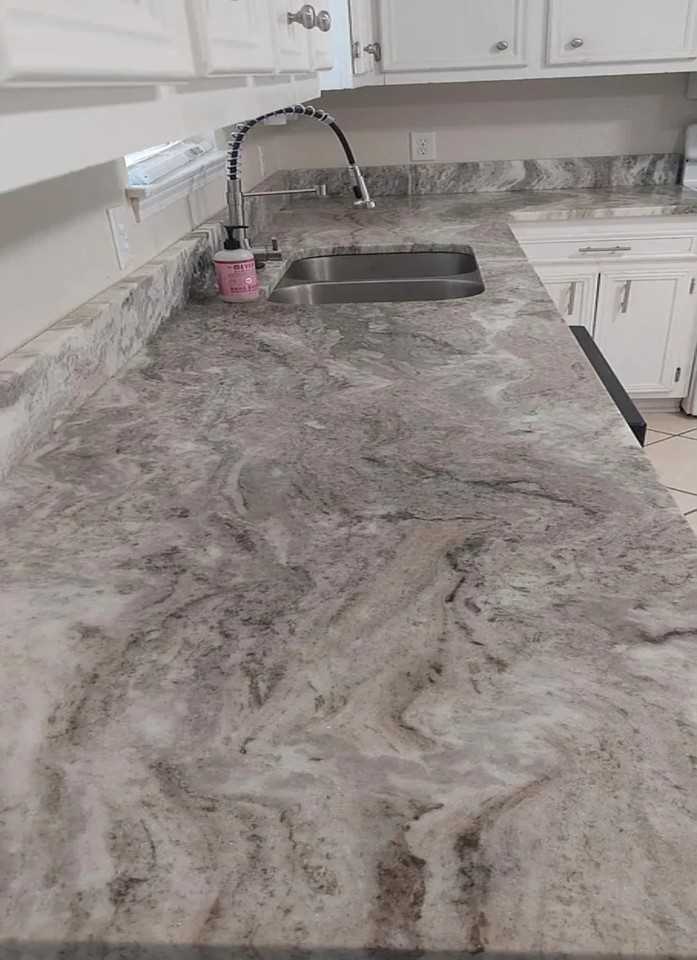 115 Sandlewood Cir N - Photo 3 of 9